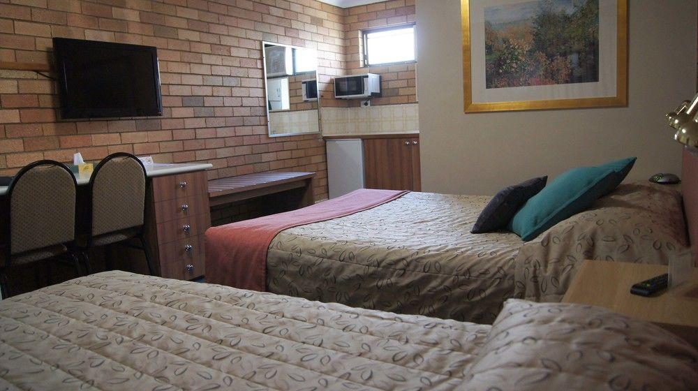 Ningana Motel Маджі Екстер'єр фото
